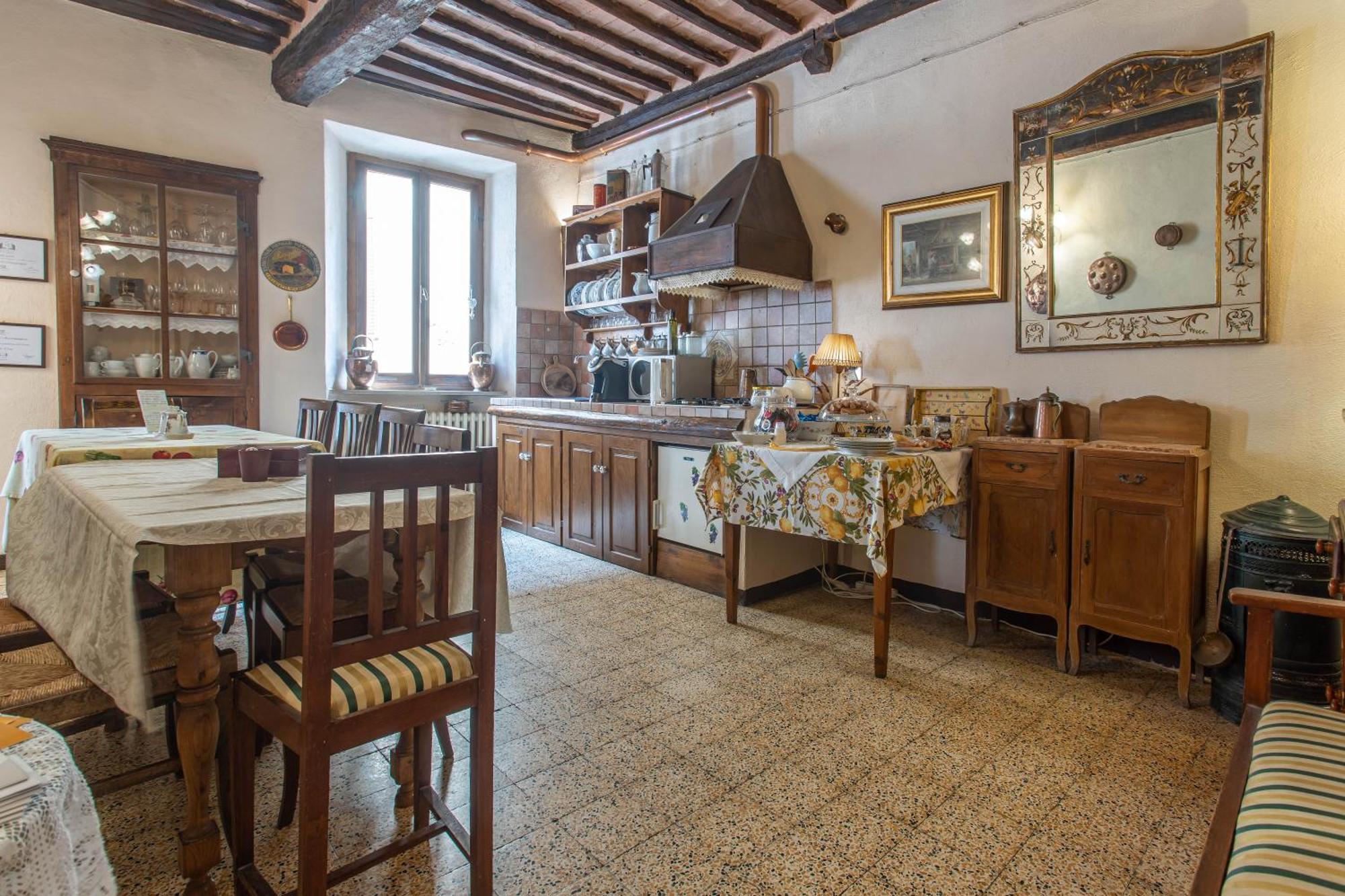 Guesthouse Da Idolina Dal 1946 Montalcino Exterior photo